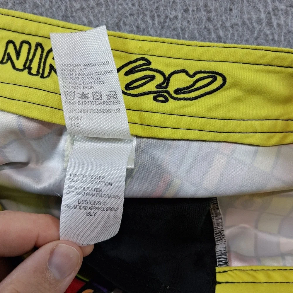 Nike 6.0 Board Shorts Mens 28 Multicolor Grid Graphic Cargo Pocket Swim Trunks